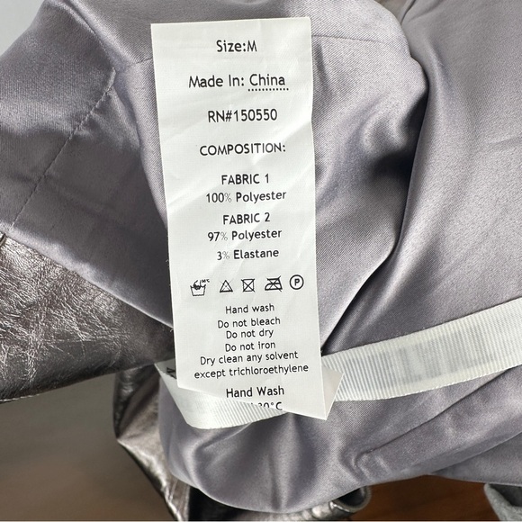 NWT Silver Metallic Mini Skirt | US Size Medium - Picture 8 of 9